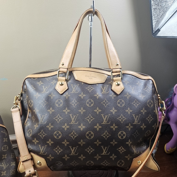 Auth Used Louis Vuitton Retiro Gm Monogram shoulder handbag - Picture 2 of 14